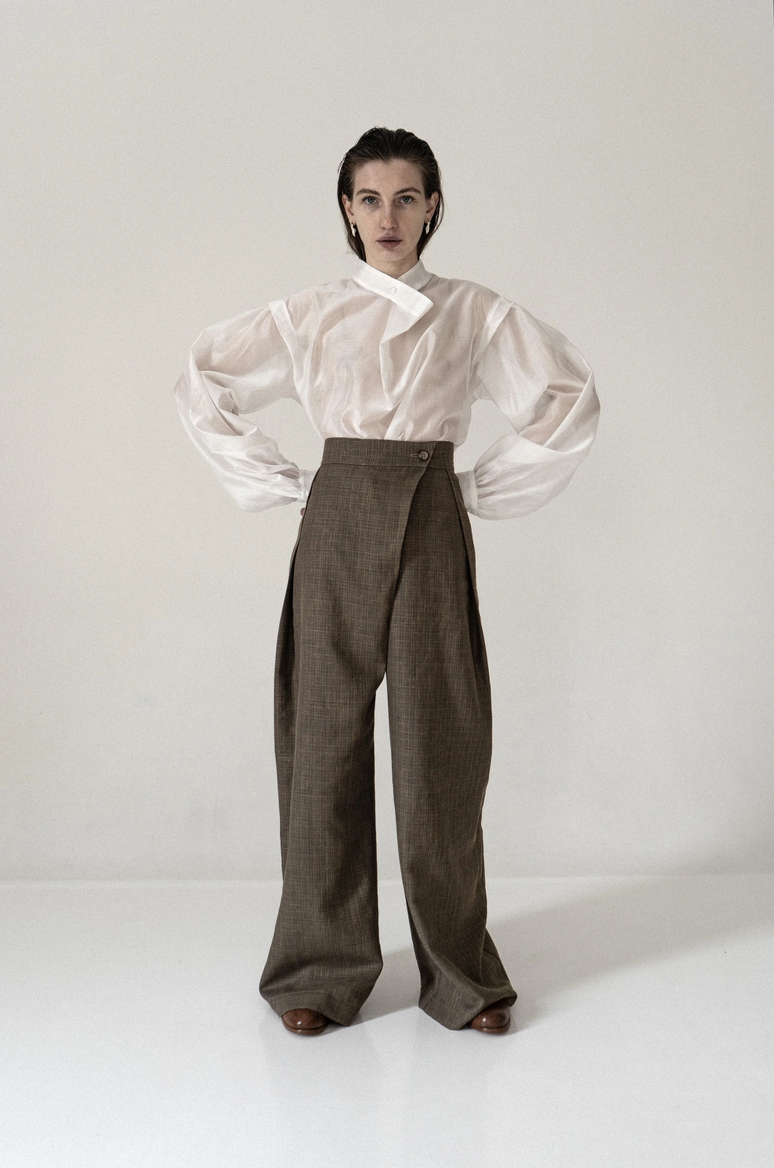 PALYANYTSIA LINEN CROSS OVER PANTS — K M by L A N G E